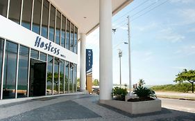 Hostess Hotel